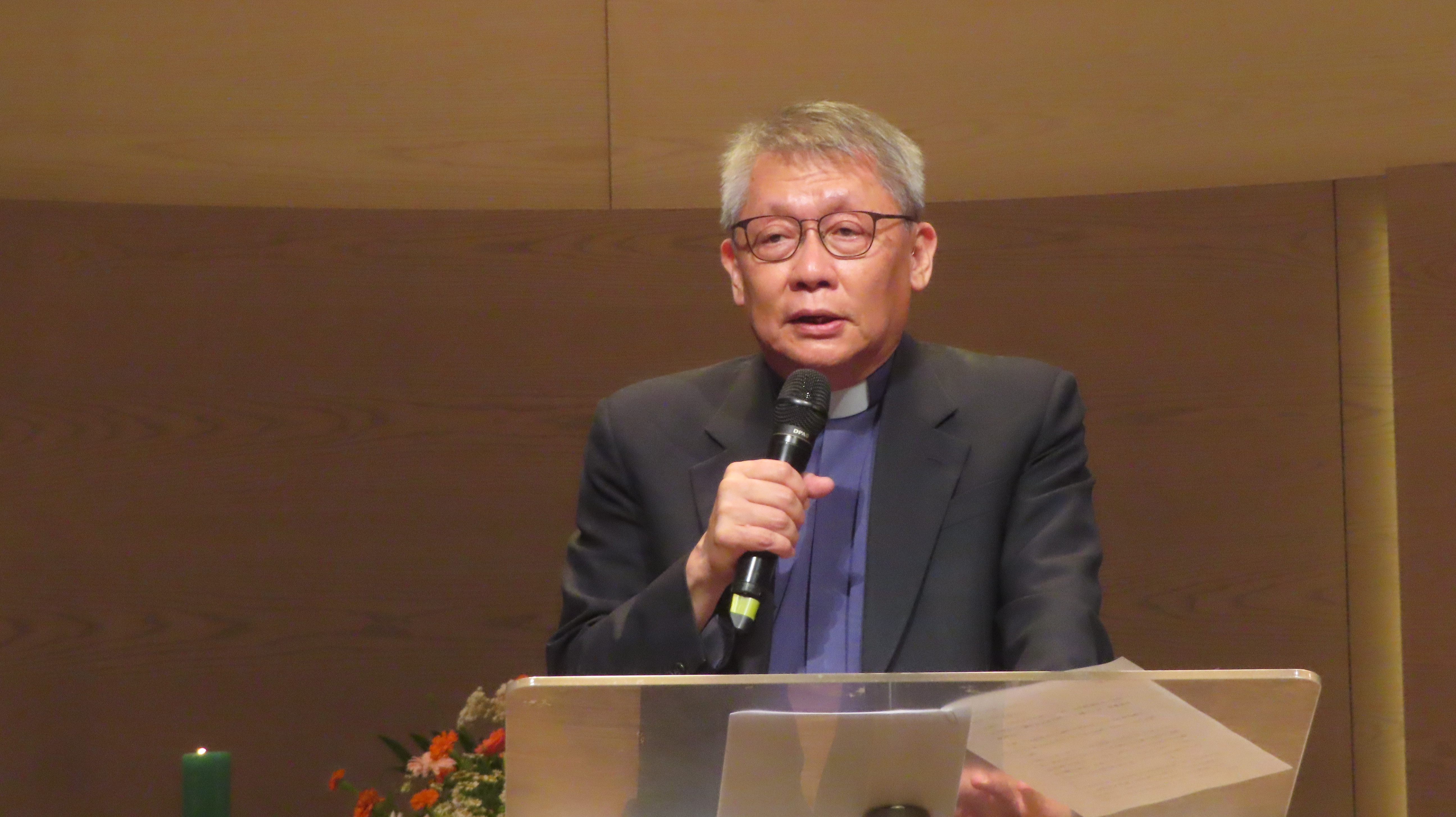 蘇哲明主任牧師