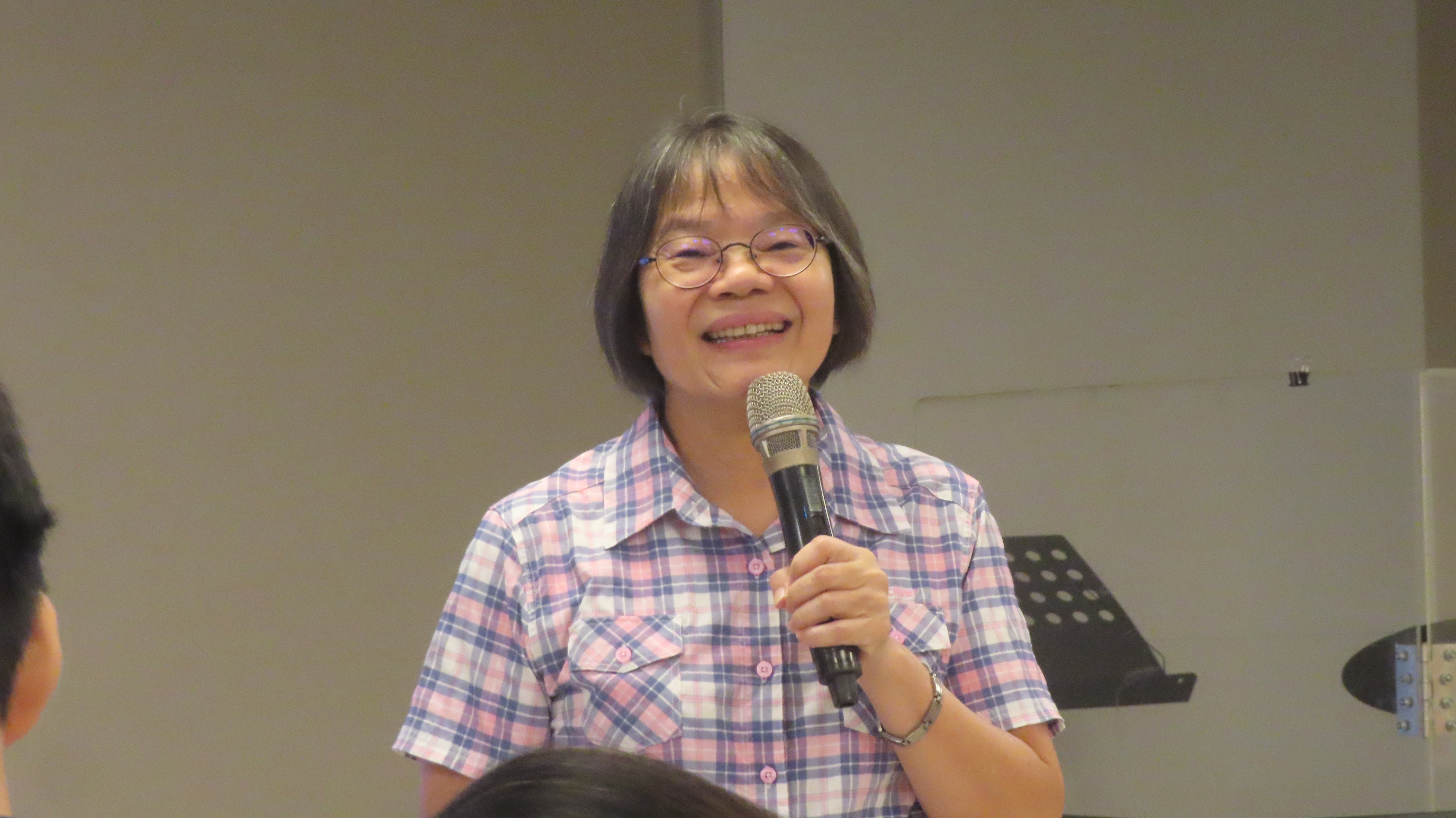 洪桃美老師分享。（圖/梁敬彥攝影）