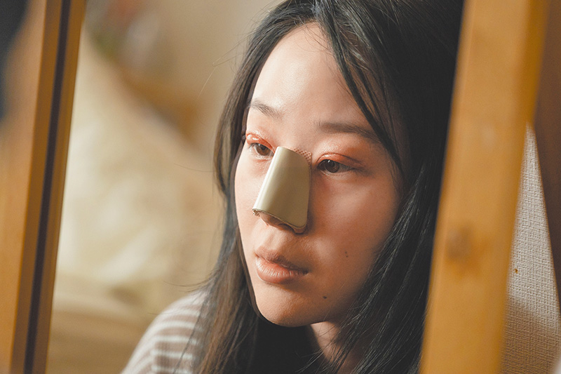 善子一心盼望化蛹為蝶。（劇照來源：Netflix）