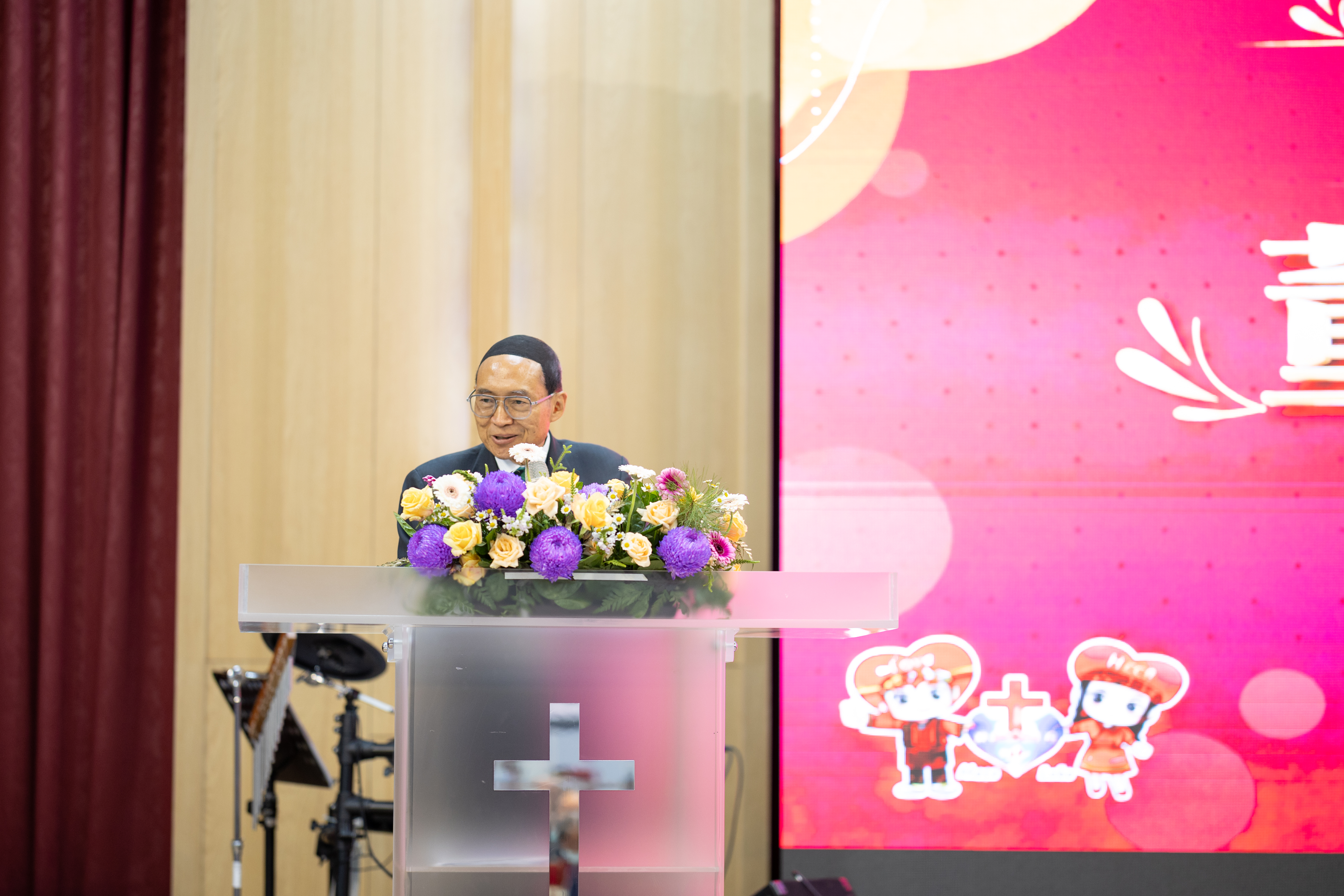 恆基劉伯恩董事長致詞，預告恆基未來將打造健康園區利用在地資源照顧長者安老。(恆基提供)