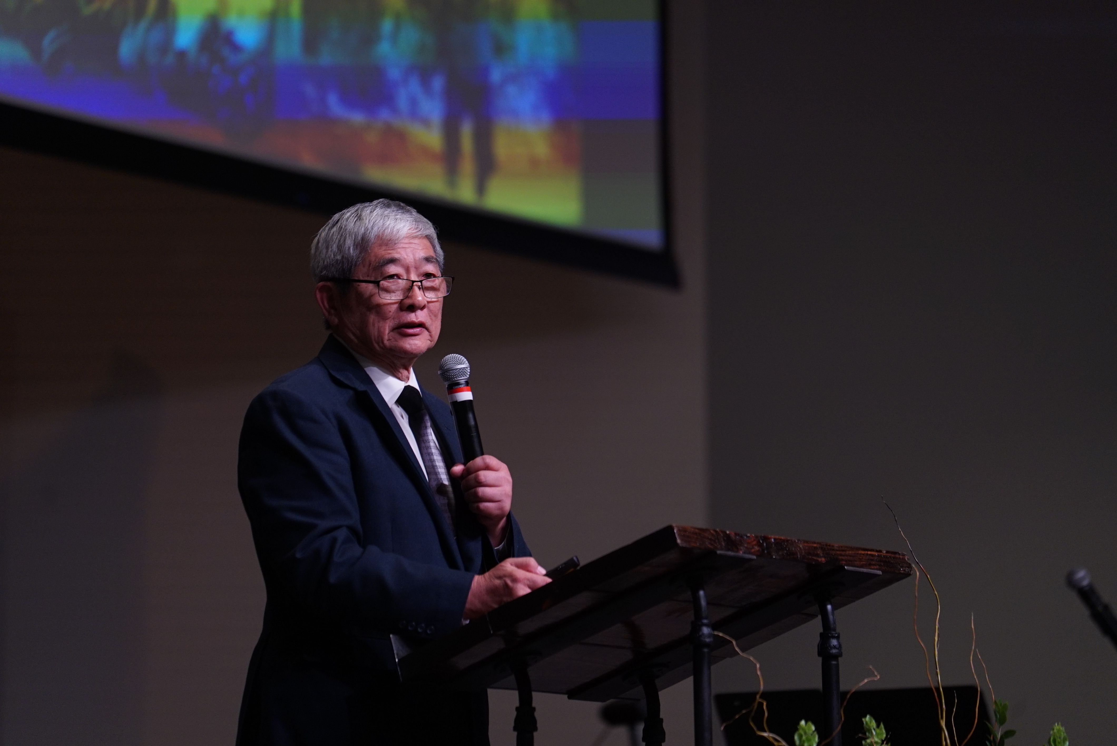Rev. Paul Liu介紹馬鞍峰教會所推動的PEACE模式